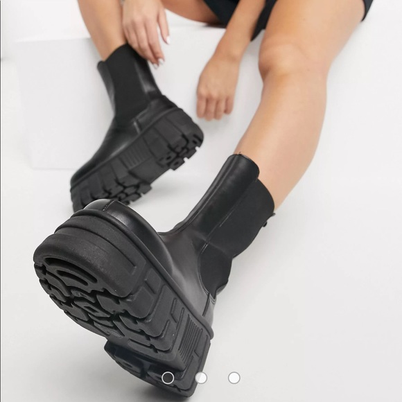 SOLD - Picture 2 of 4